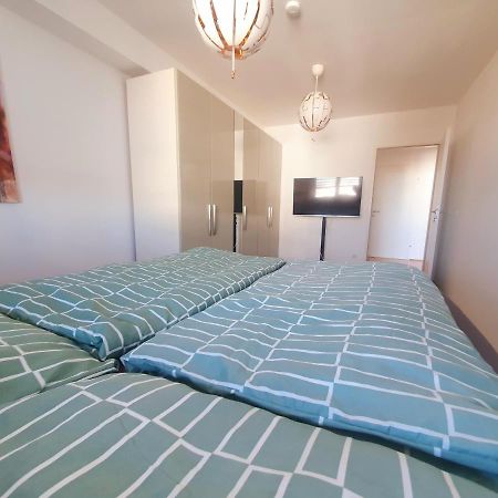 וינה Near Lake Two Bedroom Duplex Apartment מראה חיצוני תמונה