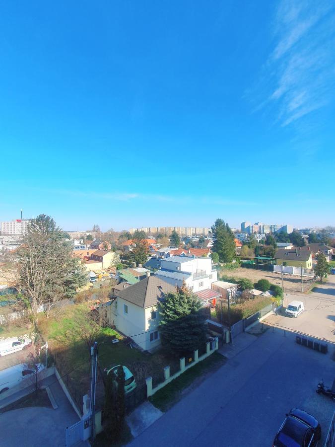 וינה Near Lake Two Bedroom Duplex Apartment מראה חיצוני תמונה