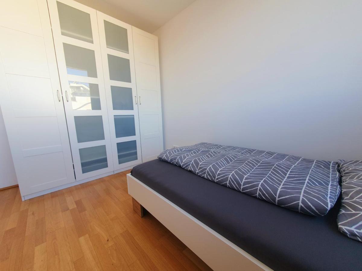 וינה Near Lake Two Bedroom Duplex Apartment מראה חיצוני תמונה